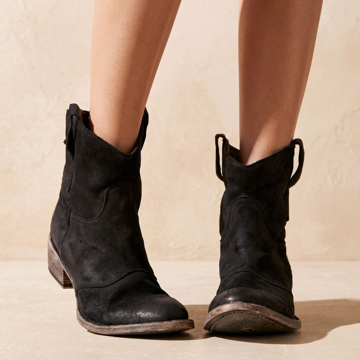Layla | Women's Western-Inspired Suede Pull-On Ankle Boots