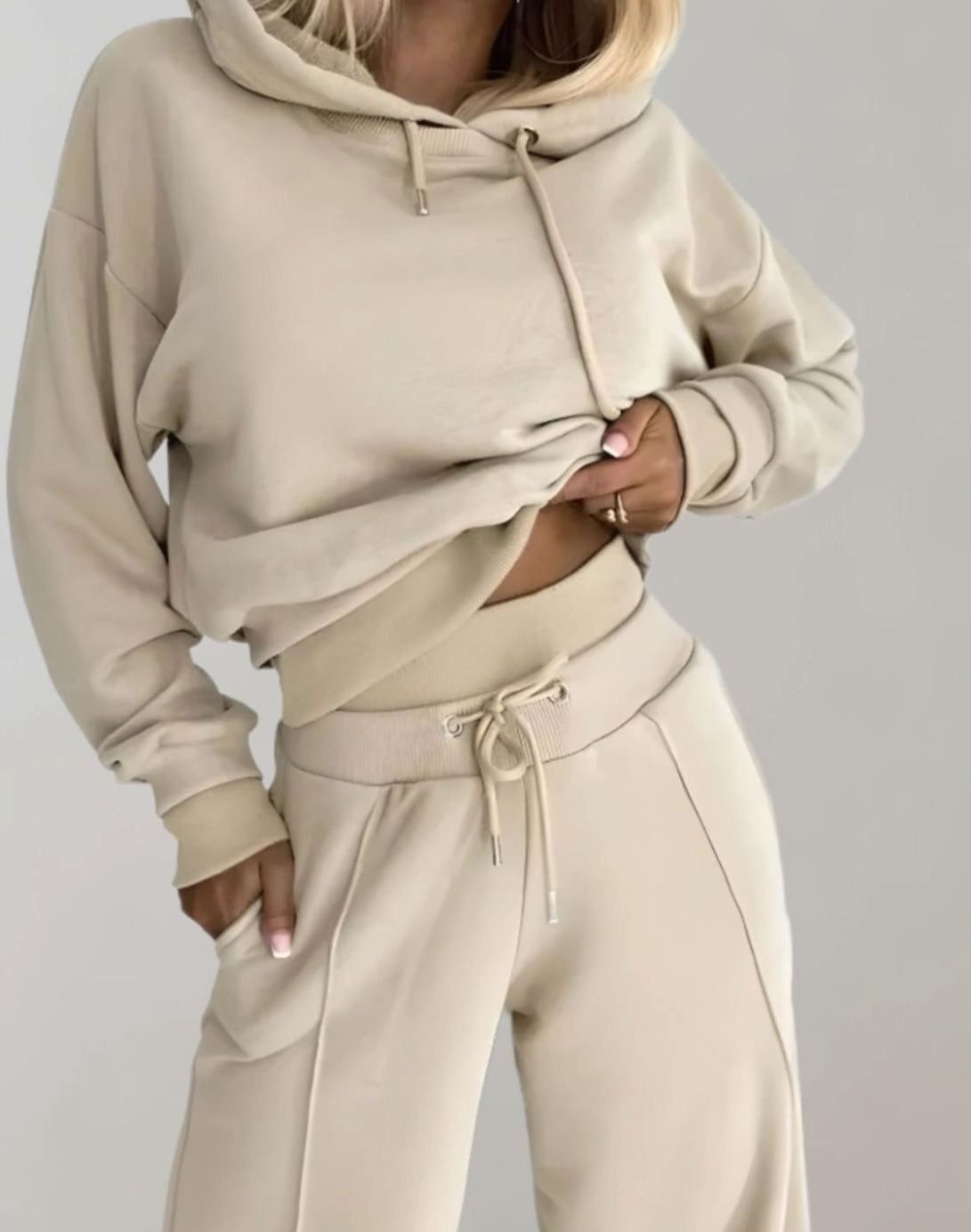 Women's Wide-Leg Cropped Hoodie Two-Piece Tracksuit Pants Set